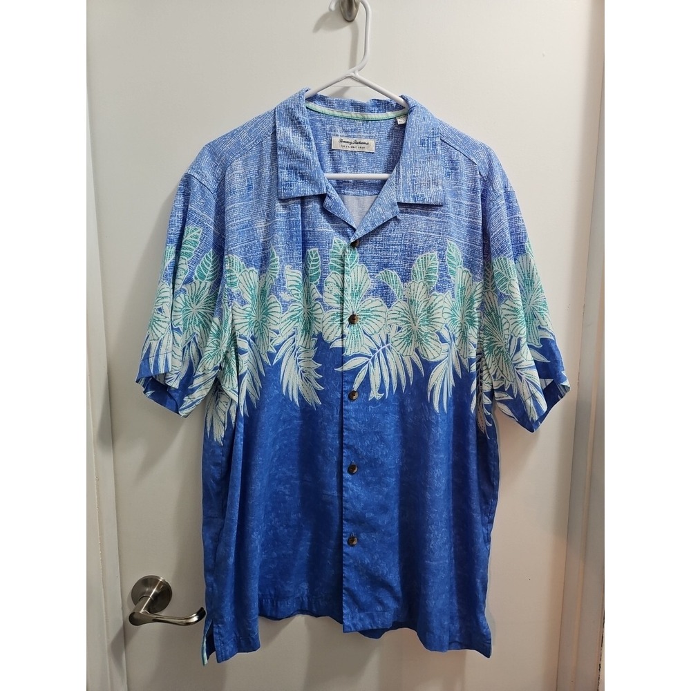 Tommy Bahama Shirt Coconut Point Mens XLarge Short Sleeve Hawaiian Tropical Blue